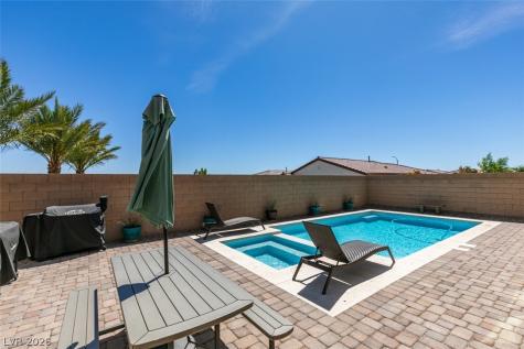 9028 Skye Treeline Street Las Vegas NV 89166