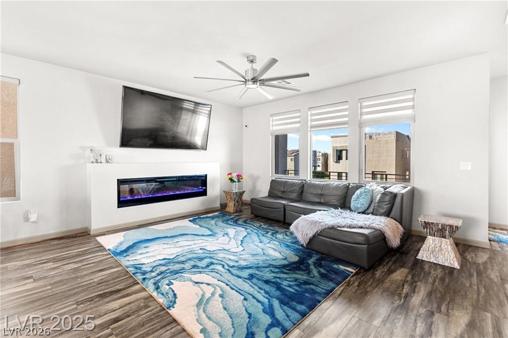8011 Haywood Estate Avenue Las Vegas NV 89113