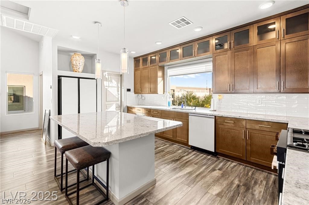 8011 Haywood Estate Avenue Las Vegas NV 89113