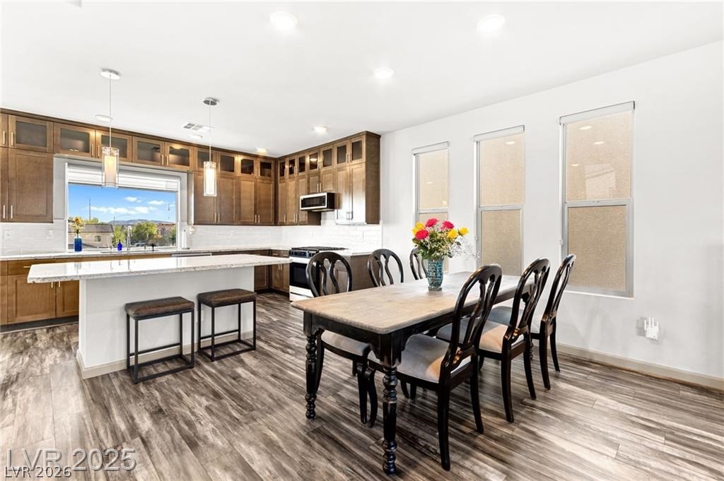 8011 Haywood Estate Avenue Las Vegas NV 89113