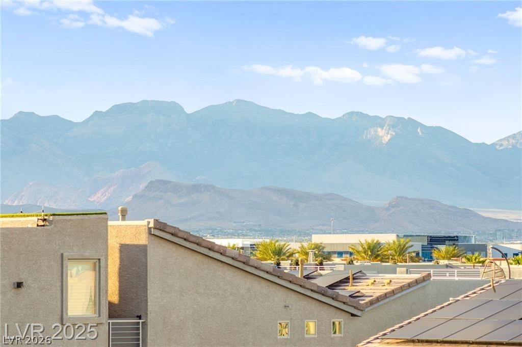 8011 Haywood Estate Avenue Las Vegas NV 89113