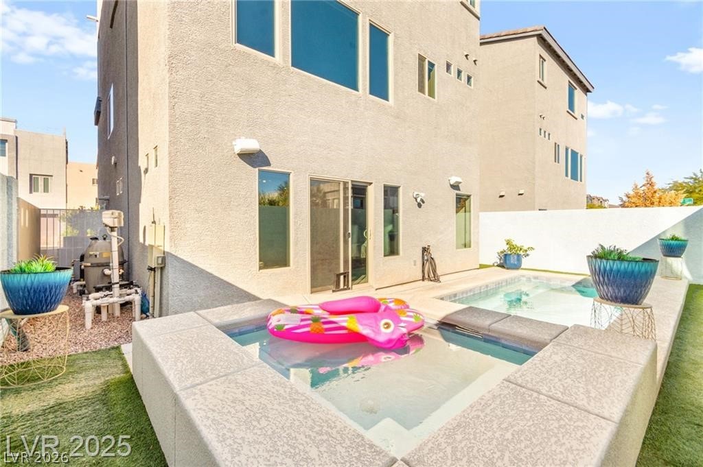 8011 Haywood Estate Avenue Las Vegas NV 89113