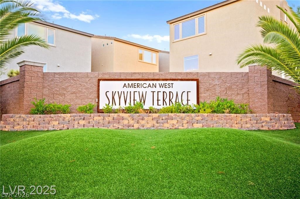 8011 Haywood Estate Avenue Las Vegas NV 89113