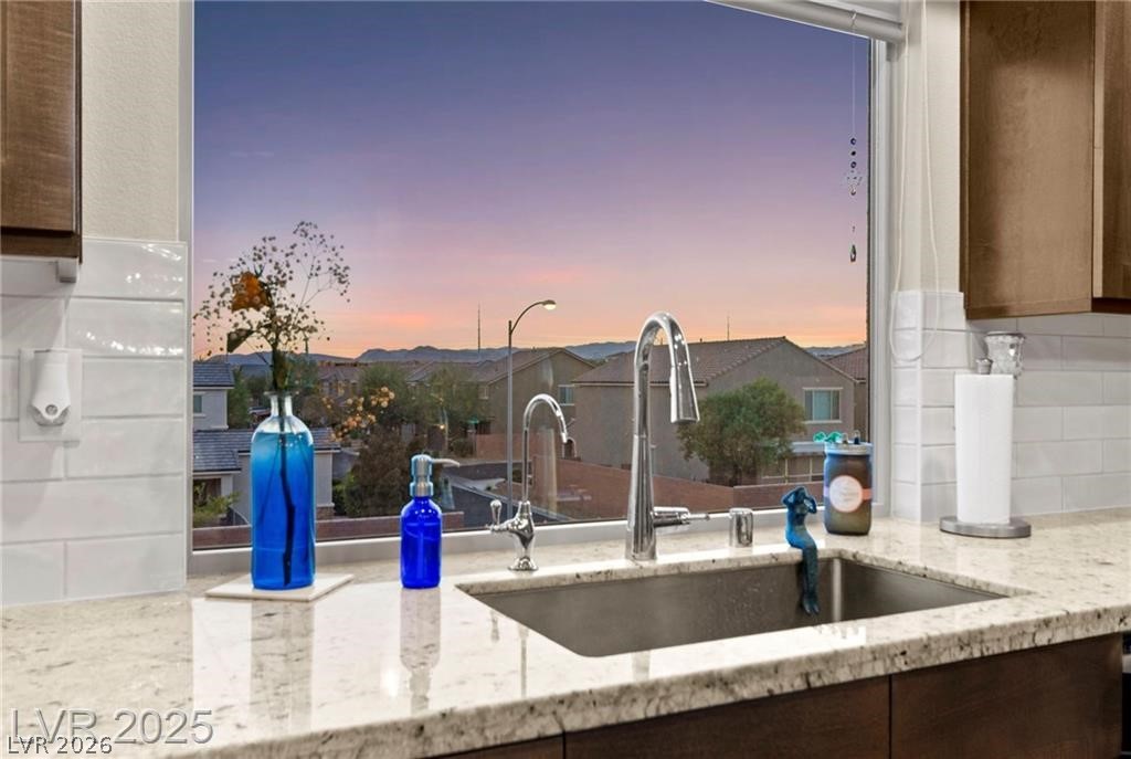 8011 Haywood Estate Avenue Las Vegas NV 89113