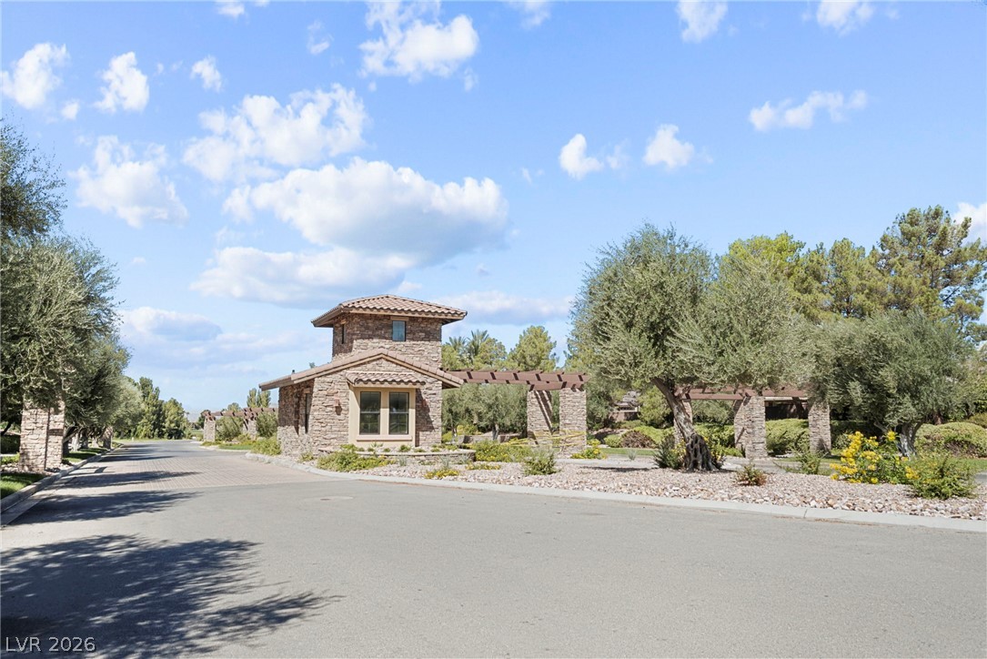 4761 Leone Avenue Pahrump NV 89061