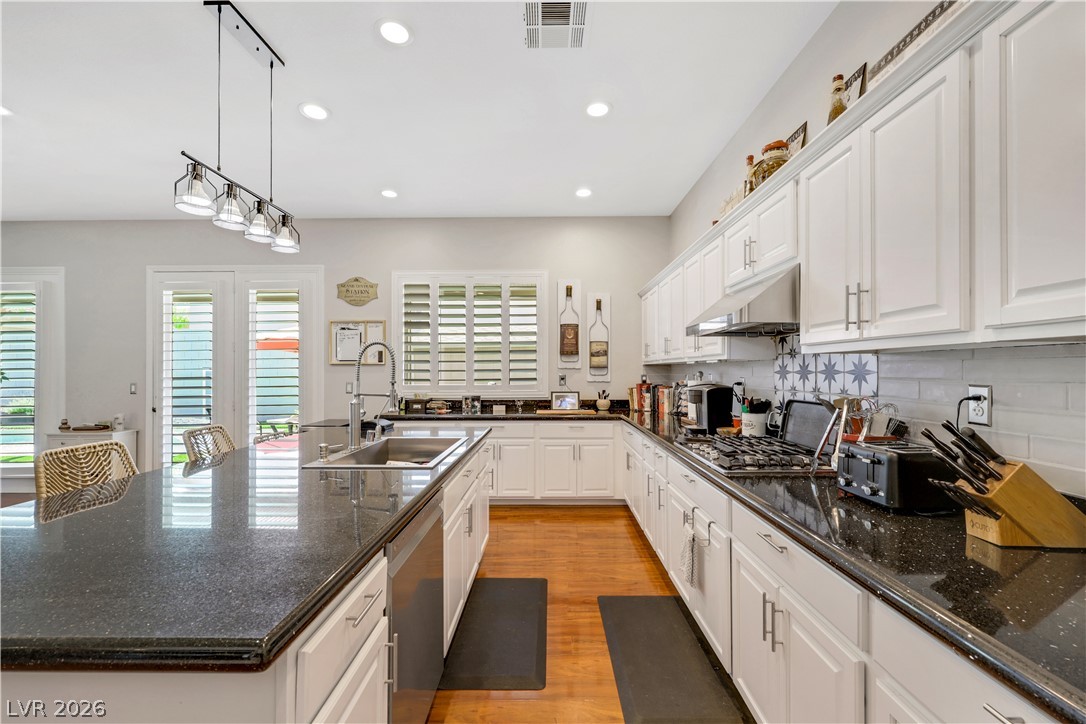 7135 Comanche Canyon Avenue Las Vegas NV 89113