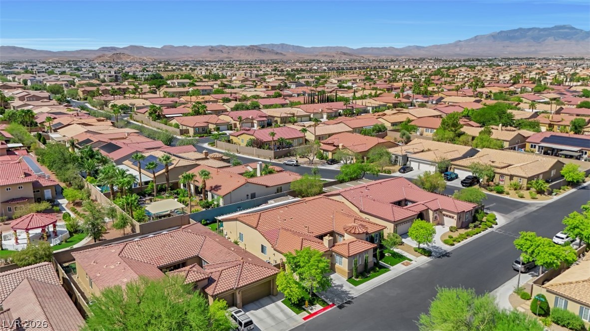 7135 Comanche Canyon Avenue Las Vegas NV 89113