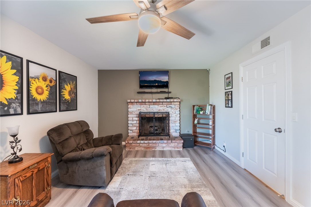 1855 Twin Oaks Avenue Las Vegas NV 89156