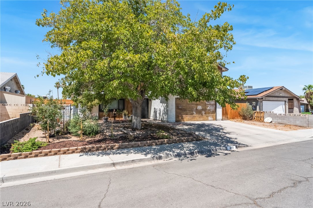1855 Twin Oaks Avenue Las Vegas NV 89156