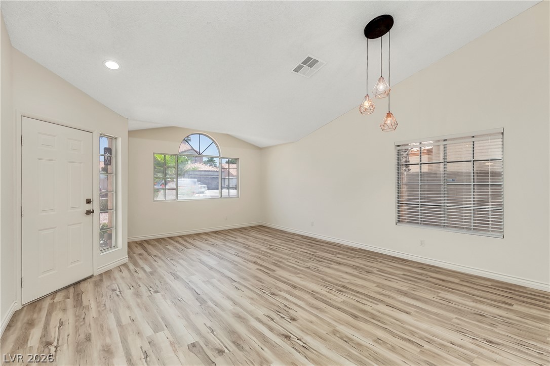 2738 Briarcliff Avenue Henderson NV 89074