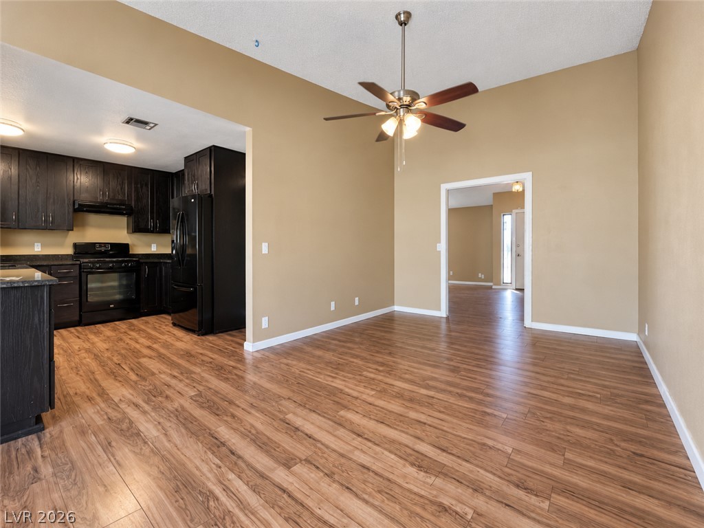 6672 Peachtree Lane Las Vegas NV 89103