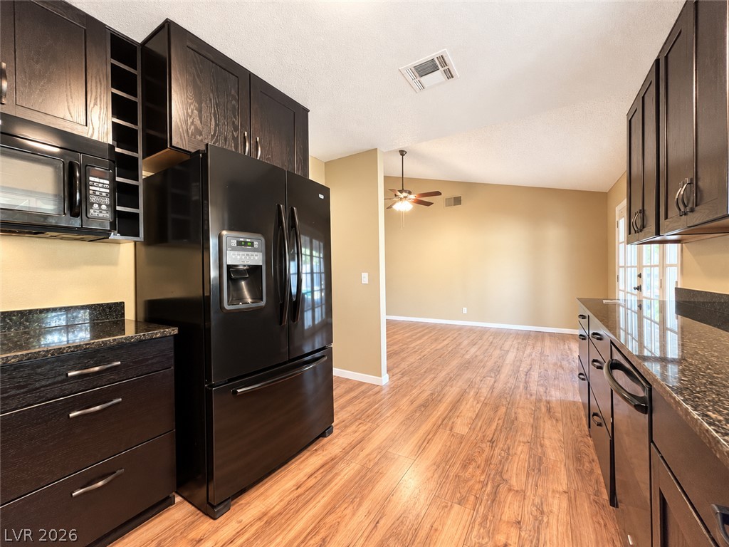 6672 Peachtree Lane Las Vegas NV 89103