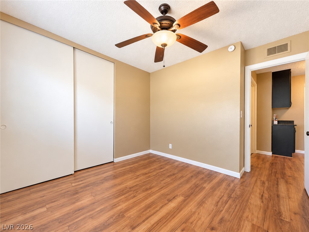 6672 Peachtree Lane Las Vegas NV 89103