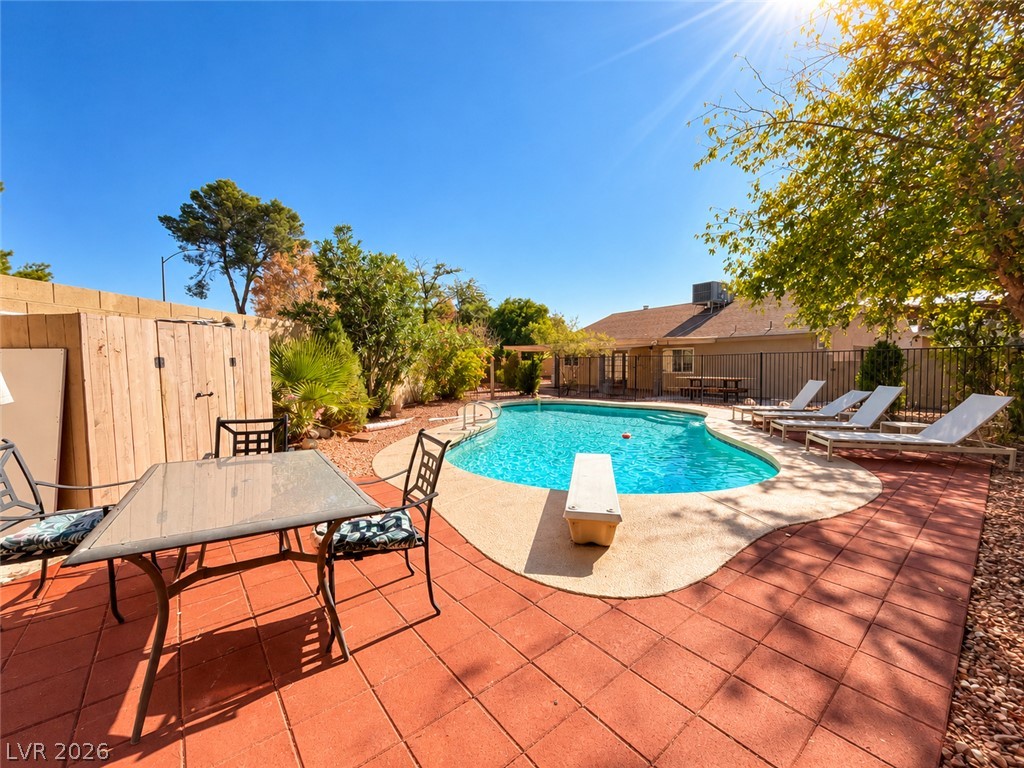 6672 Peachtree Lane Las Vegas NV 89103