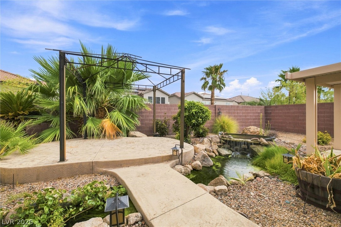 28 Glaring Court Henderson NV 89002