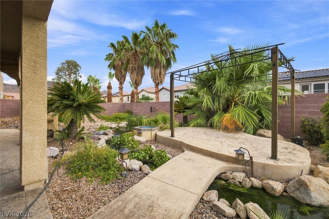 28 Glaring Court Henderson NV 89002