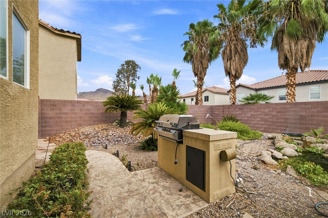 28 Glaring Court Henderson NV 89002