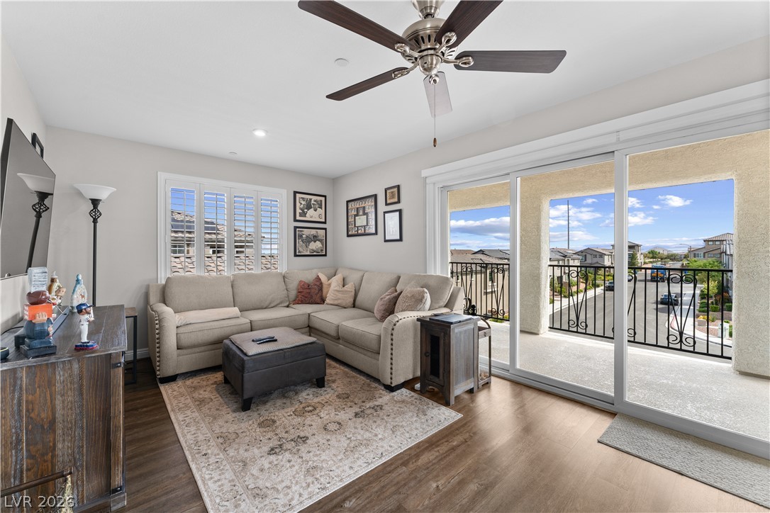 8047 Mercury Skye Street Las Vegas NV 89166