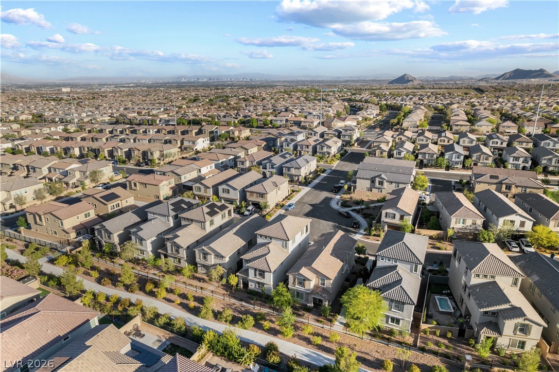 8047 Mercury Skye Street Las Vegas NV 89166