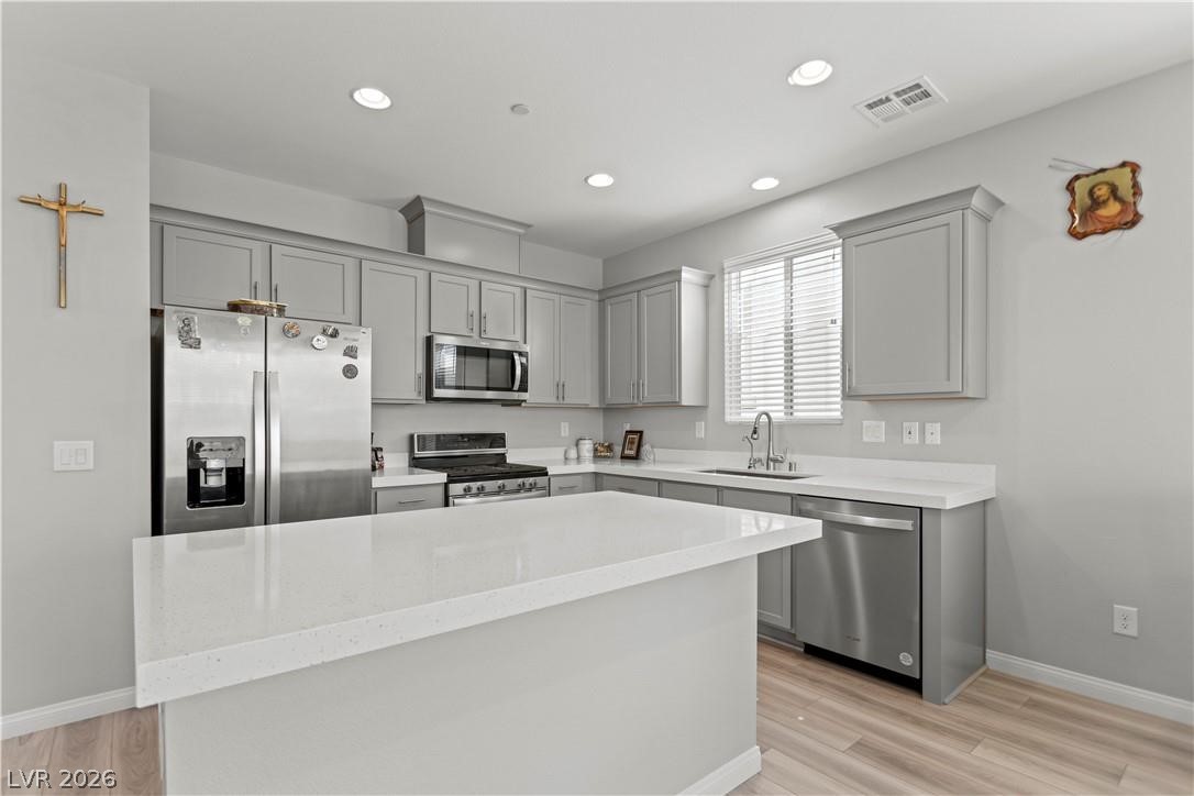 10590 Dryades Avenue Las Vegas NV 89166
