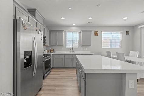 10590 Dryades Avenue Las Vegas NV 89166