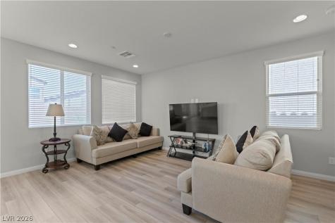 10590 Dryades Avenue Las Vegas NV 89166