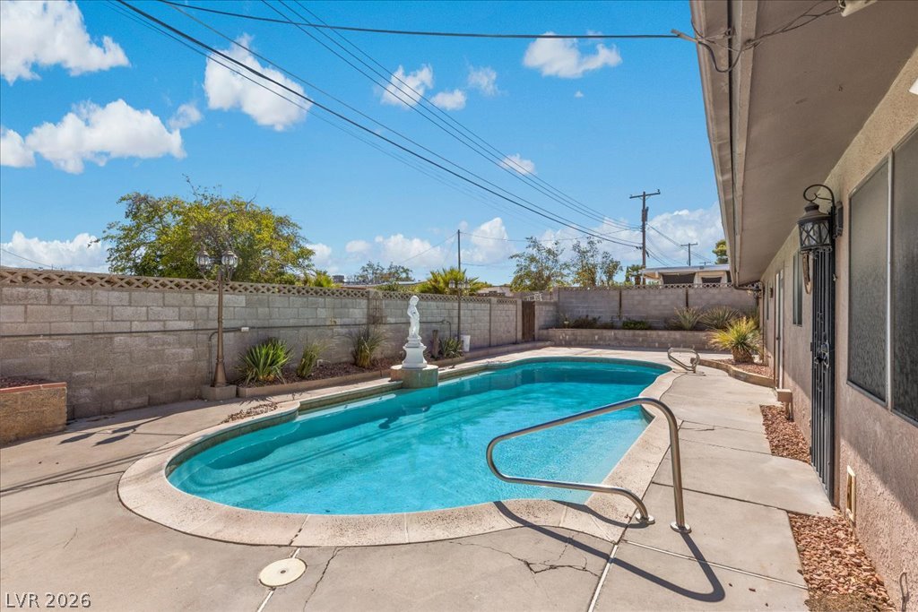 5305 Westleigh Avenue Las Vegas NV 89146