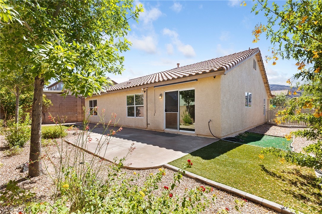 1000 Amber Gate Street Henderson NV 89002