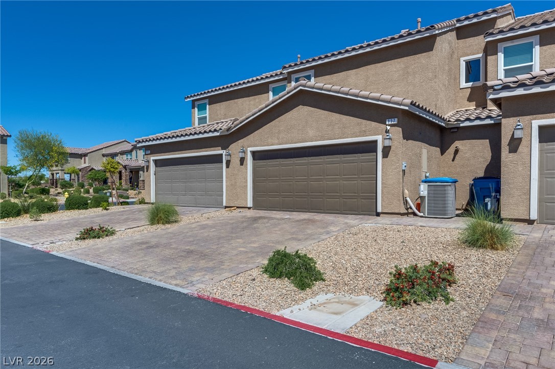 937 Mineral Wells Avenue North Las Vegas NV 89086