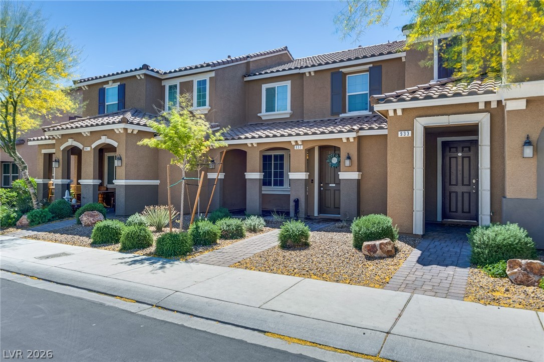 937 Mineral Wells Avenue North Las Vegas NV 89086