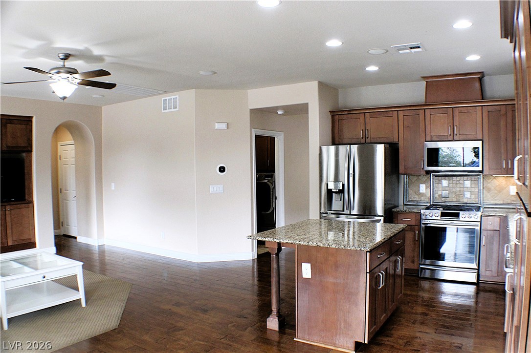 10241 Bristol Peak Avenue Las Vegas NV 89166
