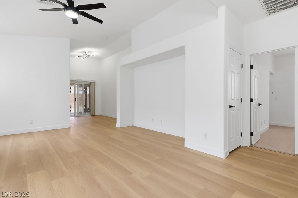 9575 Withering Pine Street Las Vegas NV 89123