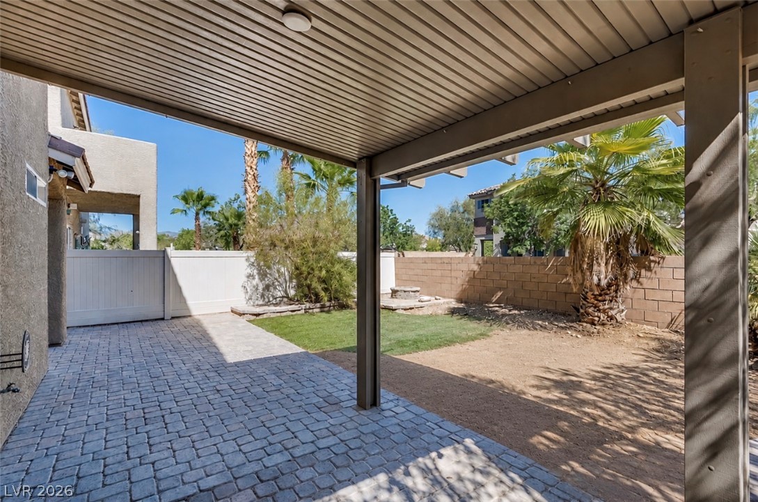 9182 Sunken Meadow Avenue Las Vegas NV 89178
