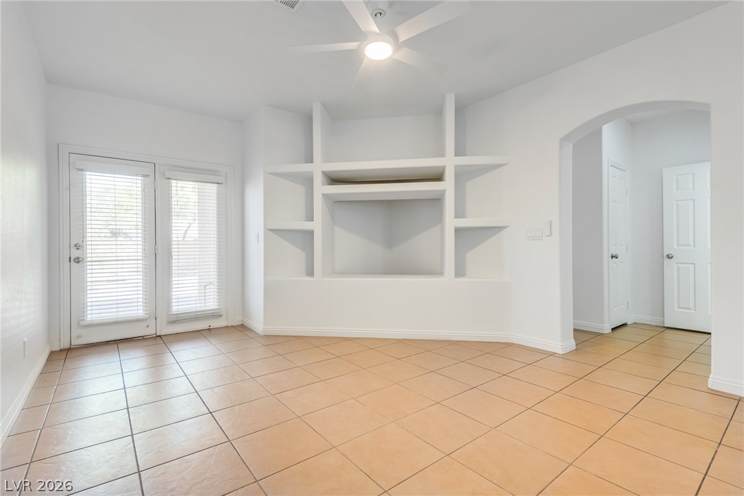 9182 Sunken Meadow Avenue Las Vegas NV 89178