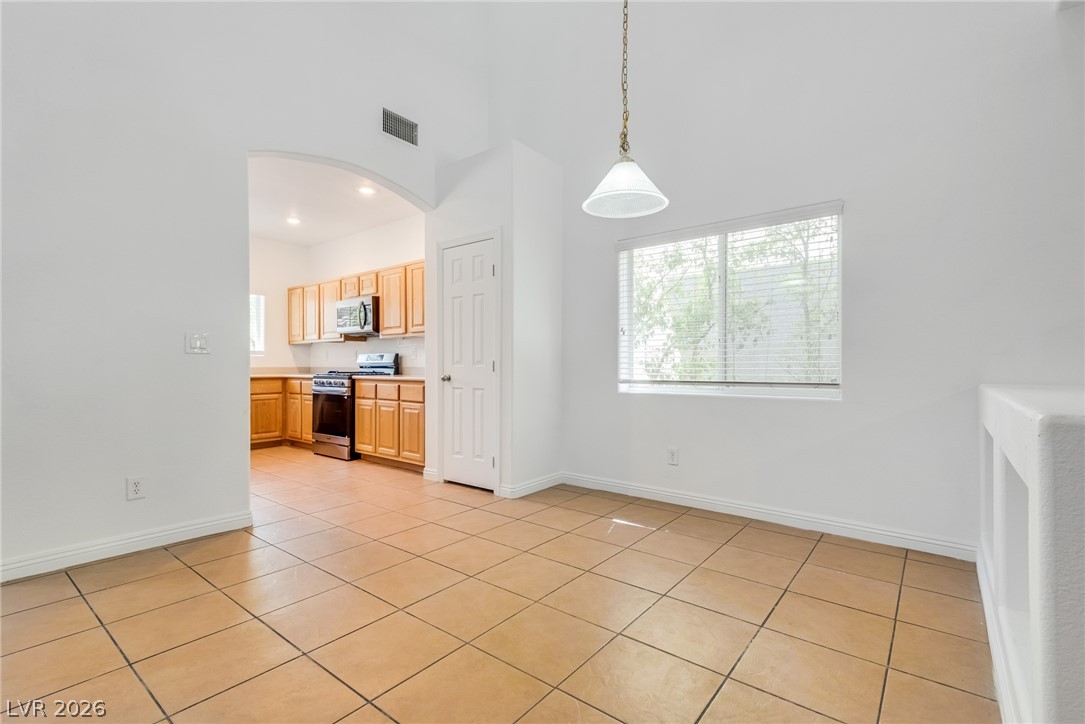 9182 Sunken Meadow Avenue Las Vegas NV 89178