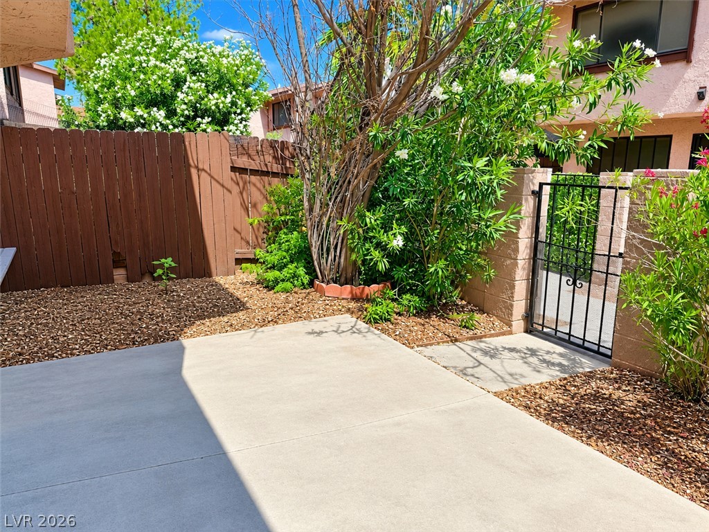 4338 Caliente Street 12 Las Vegas NV 89119