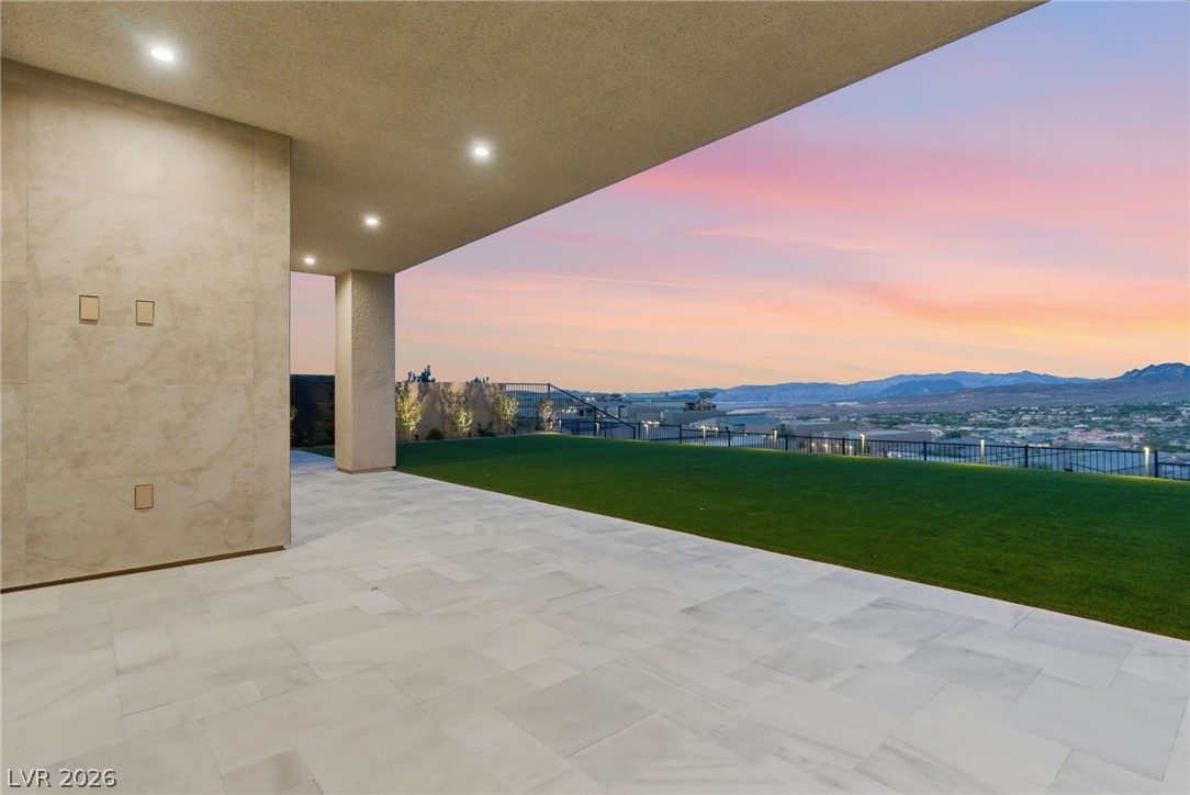 38 Sand Star Lane Henderson NV 89011