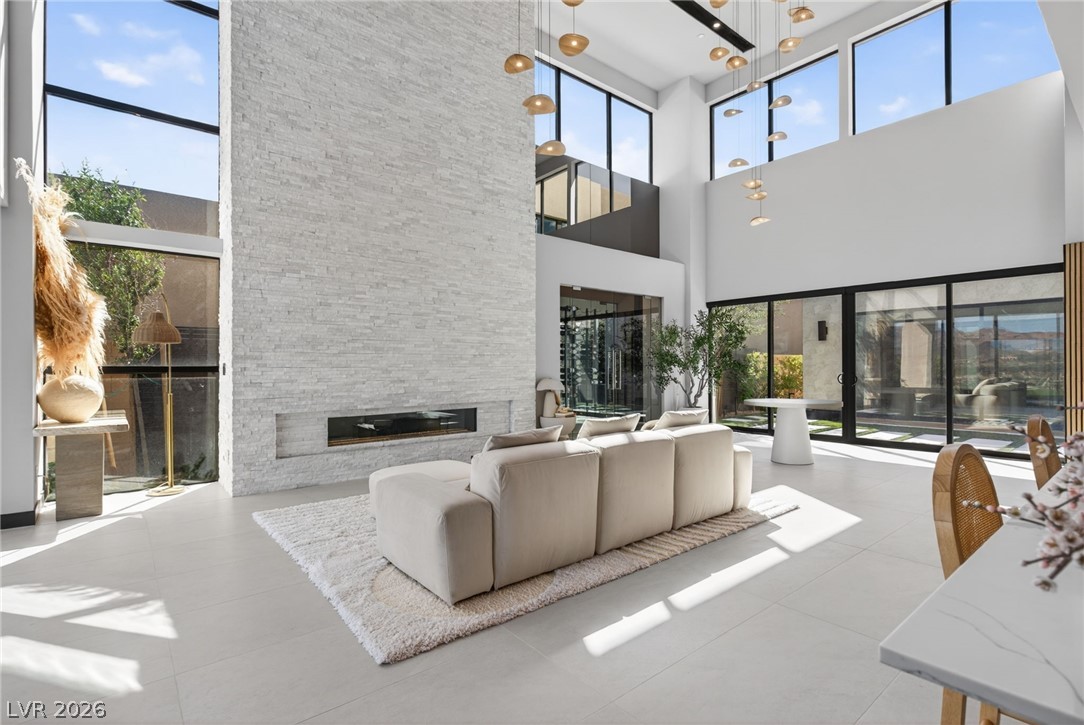 38 Sand Star Lane Henderson NV 89011