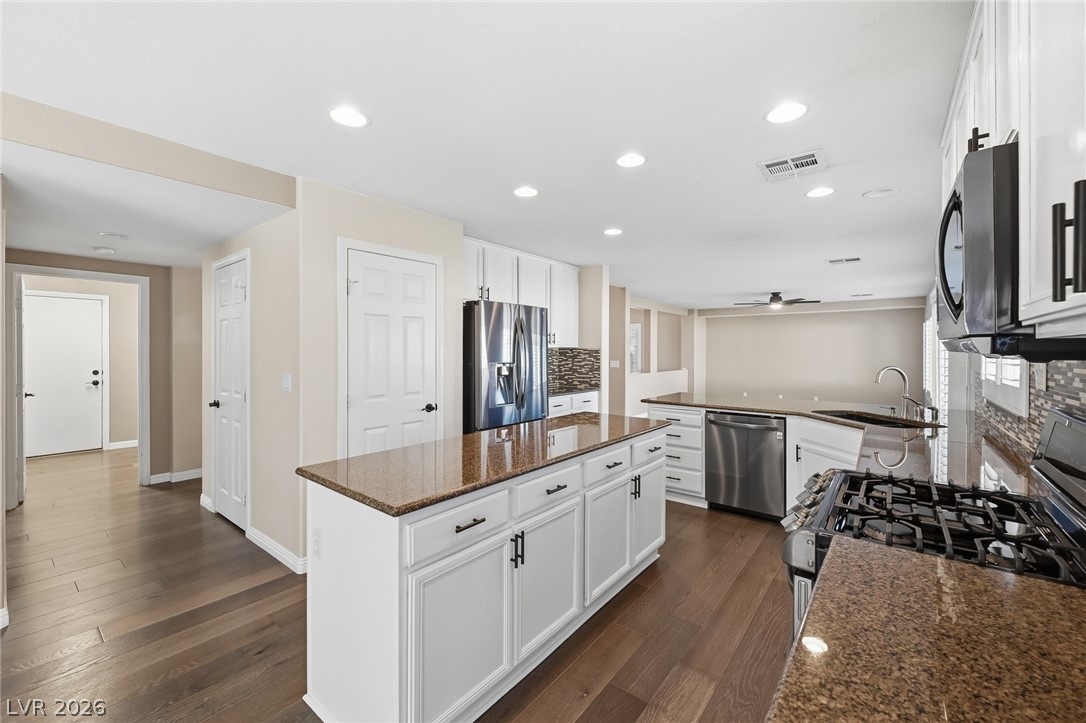 1832 Diamond Bluff Avenue North Las Vegas NV 89084