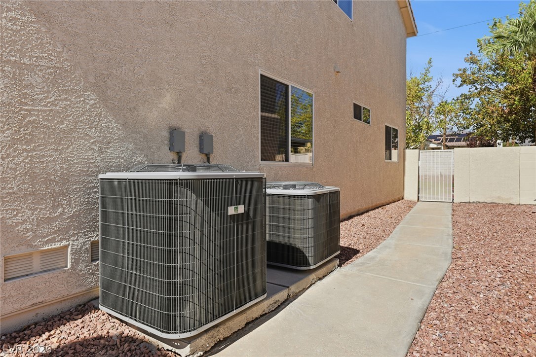 1832 Diamond Bluff Avenue North Las Vegas NV 89084