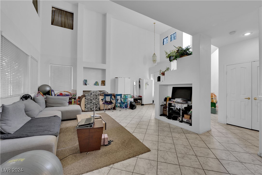 5790 Native Dancer Court Las Vegas NV 89113