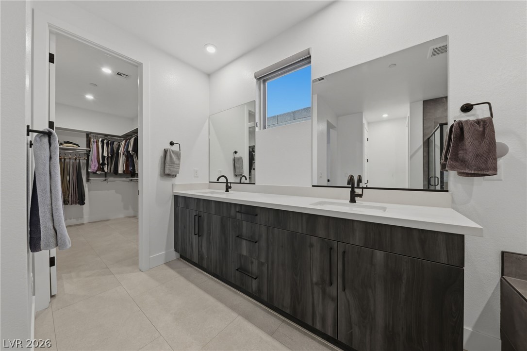 1944 Regal Bluff Drive Henderson NV 89052