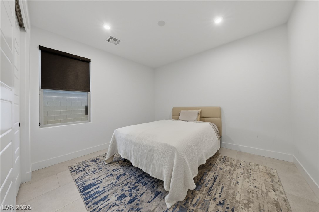 1944 Regal Bluff Drive Henderson NV 89052
