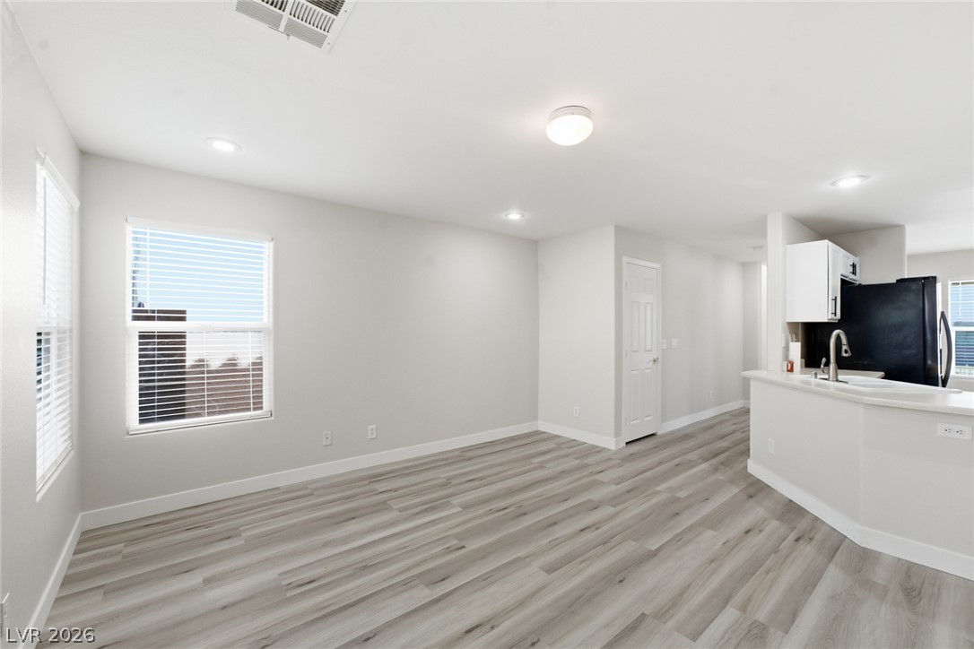 7433 Ringquist Street Las Vegas NV 89148