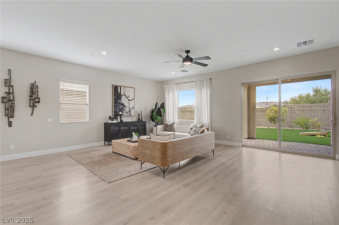 12571 Huckleberry Oak Avenue Las Vegas NV 89138
