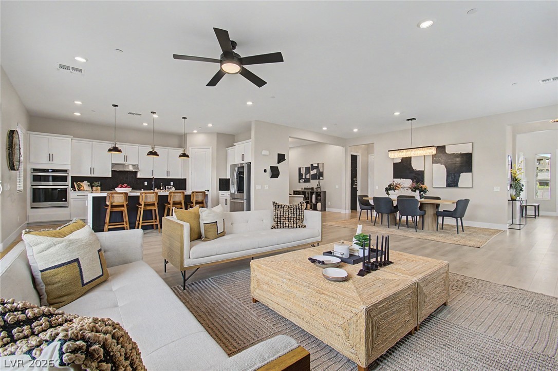 12571 Huckleberry Oak Avenue Las Vegas NV 89138