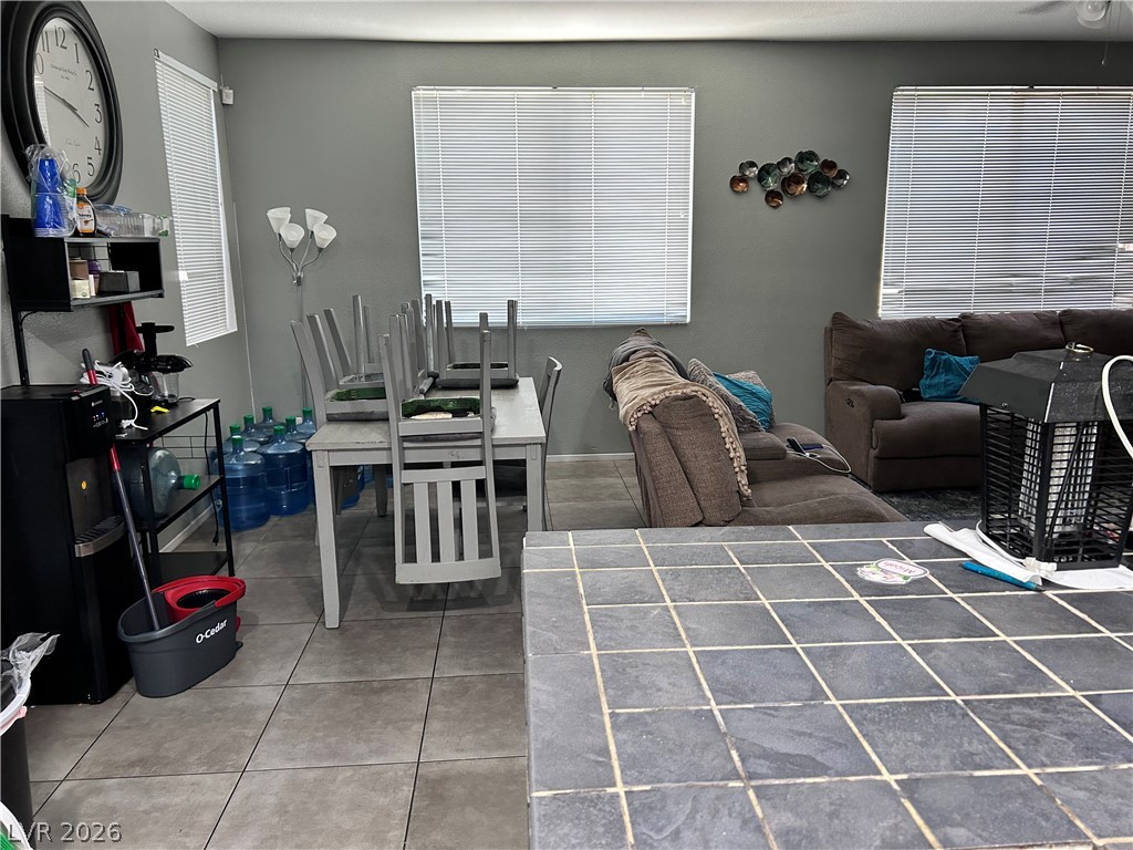 5276 Pendergrass Street North Las Vegas NV 89081