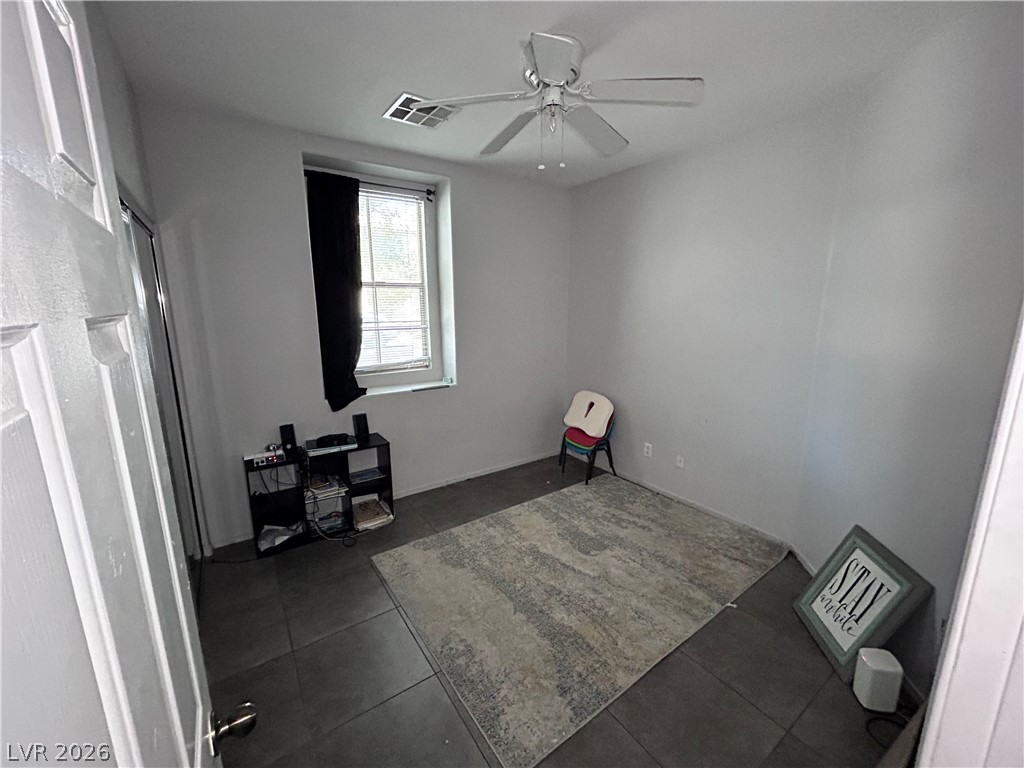 5276 Pendergrass Street North Las Vegas NV 89081
