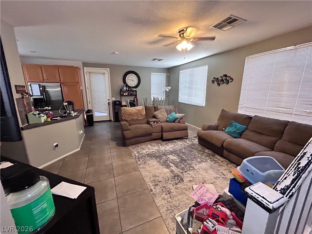 5276 Pendergrass Street North Las Vegas NV 89081