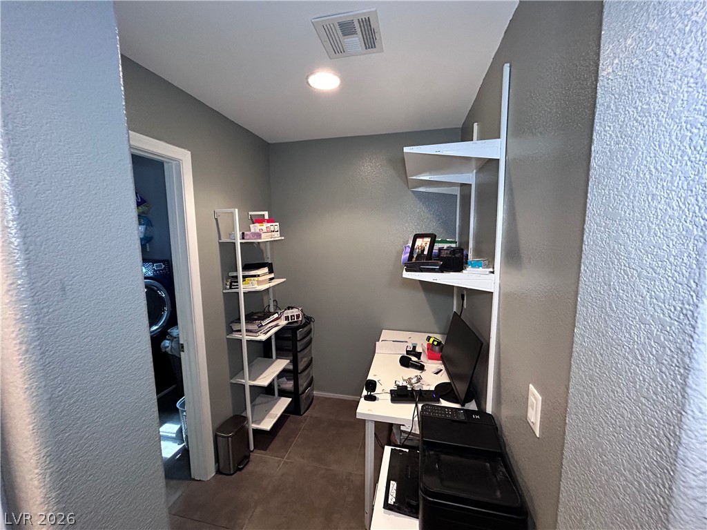 5276 Pendergrass Street North Las Vegas NV 89081